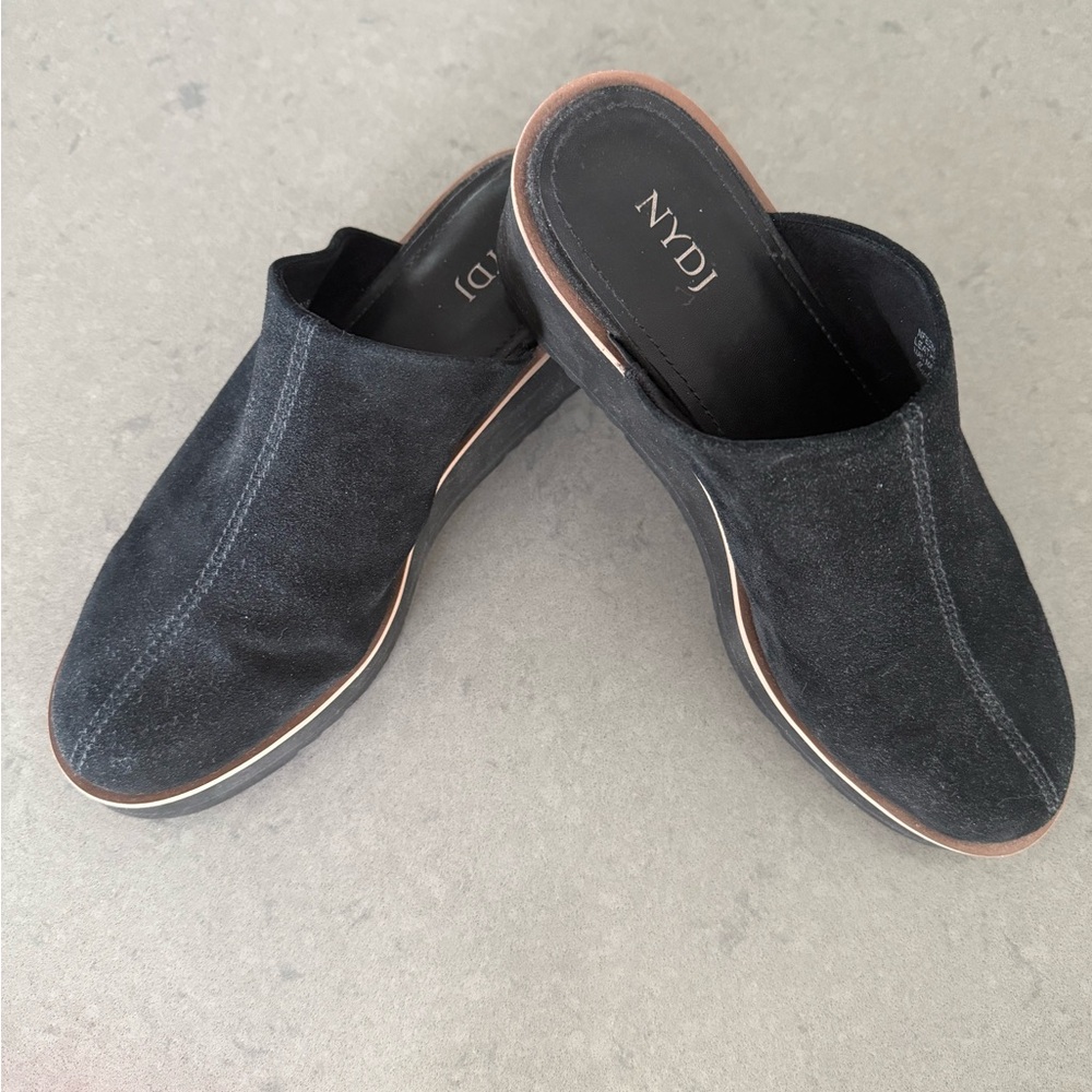 NYDJ Black SuedeMules Size 8